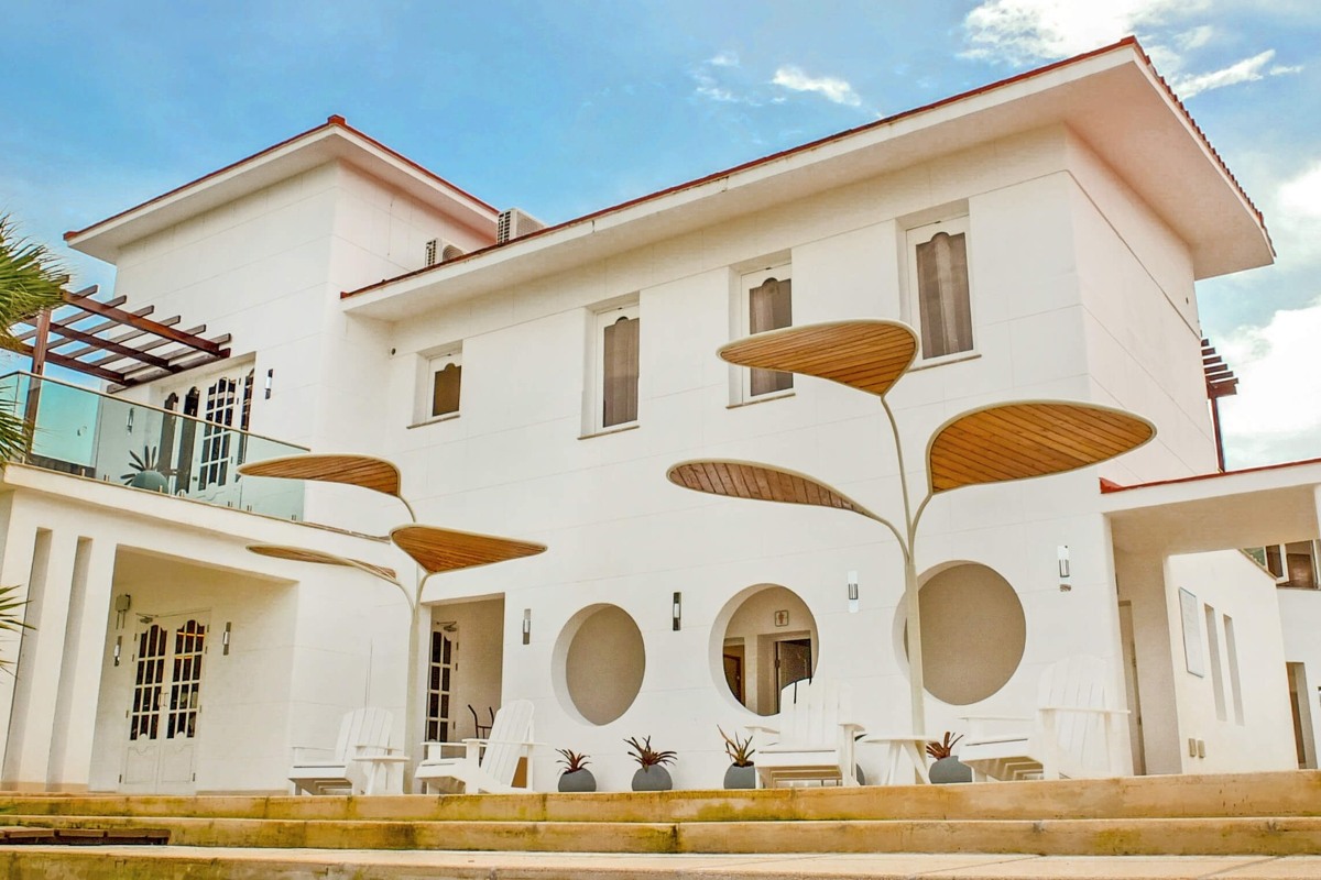 Mystique Casa Perla 4* 2