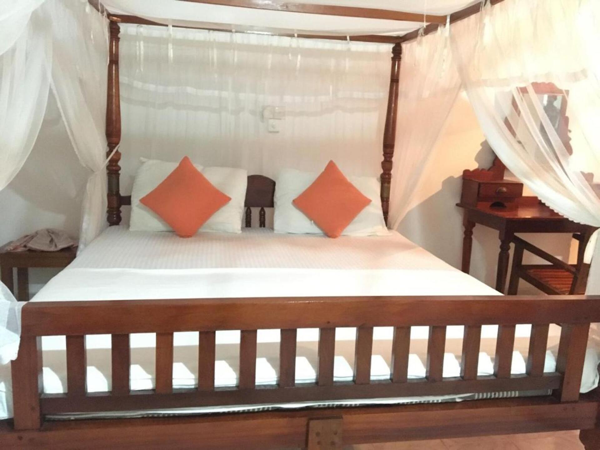 Rock House Unawatuna 3* 32