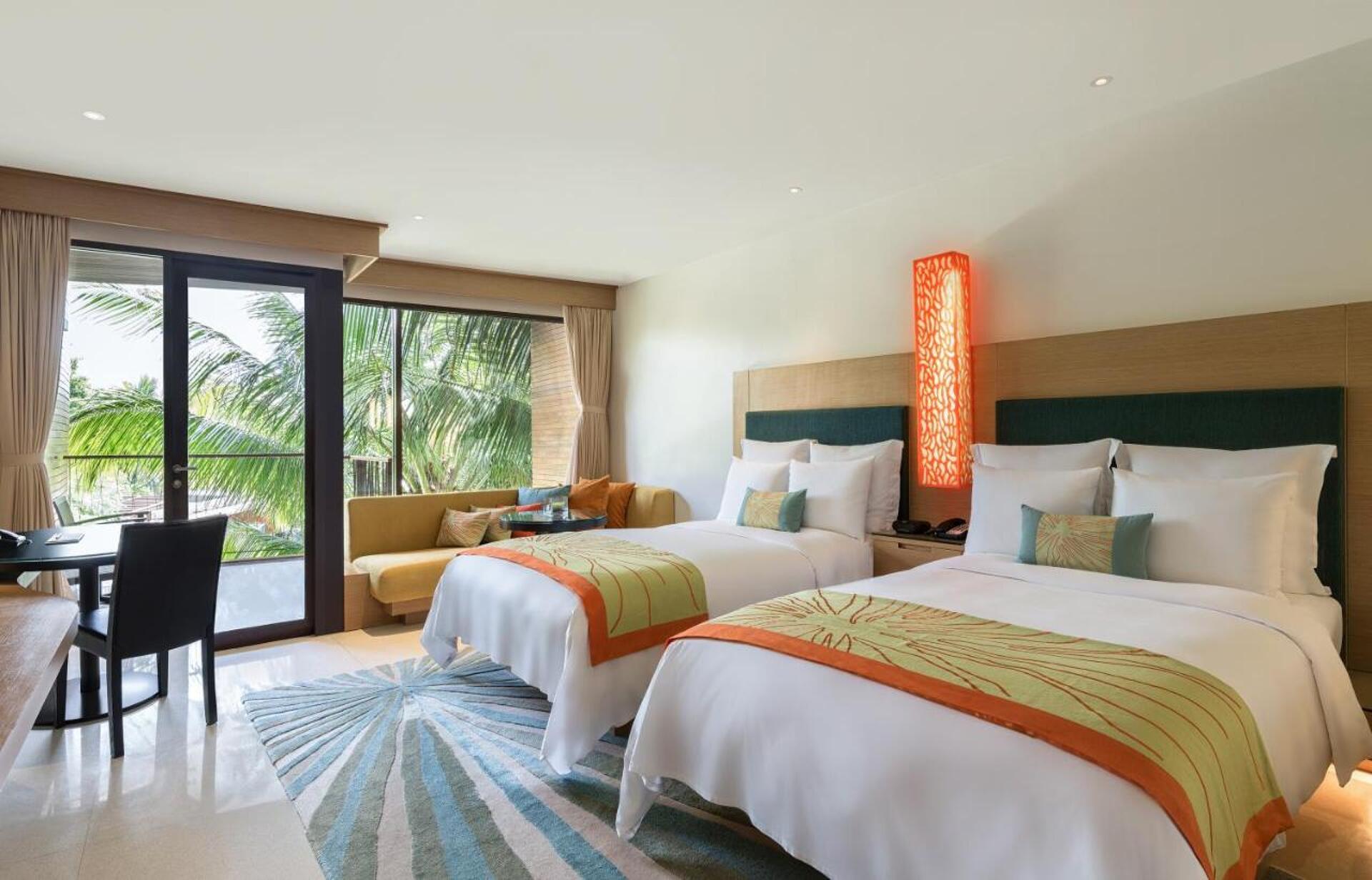 Renaissance Phuket Resort & Spa 6