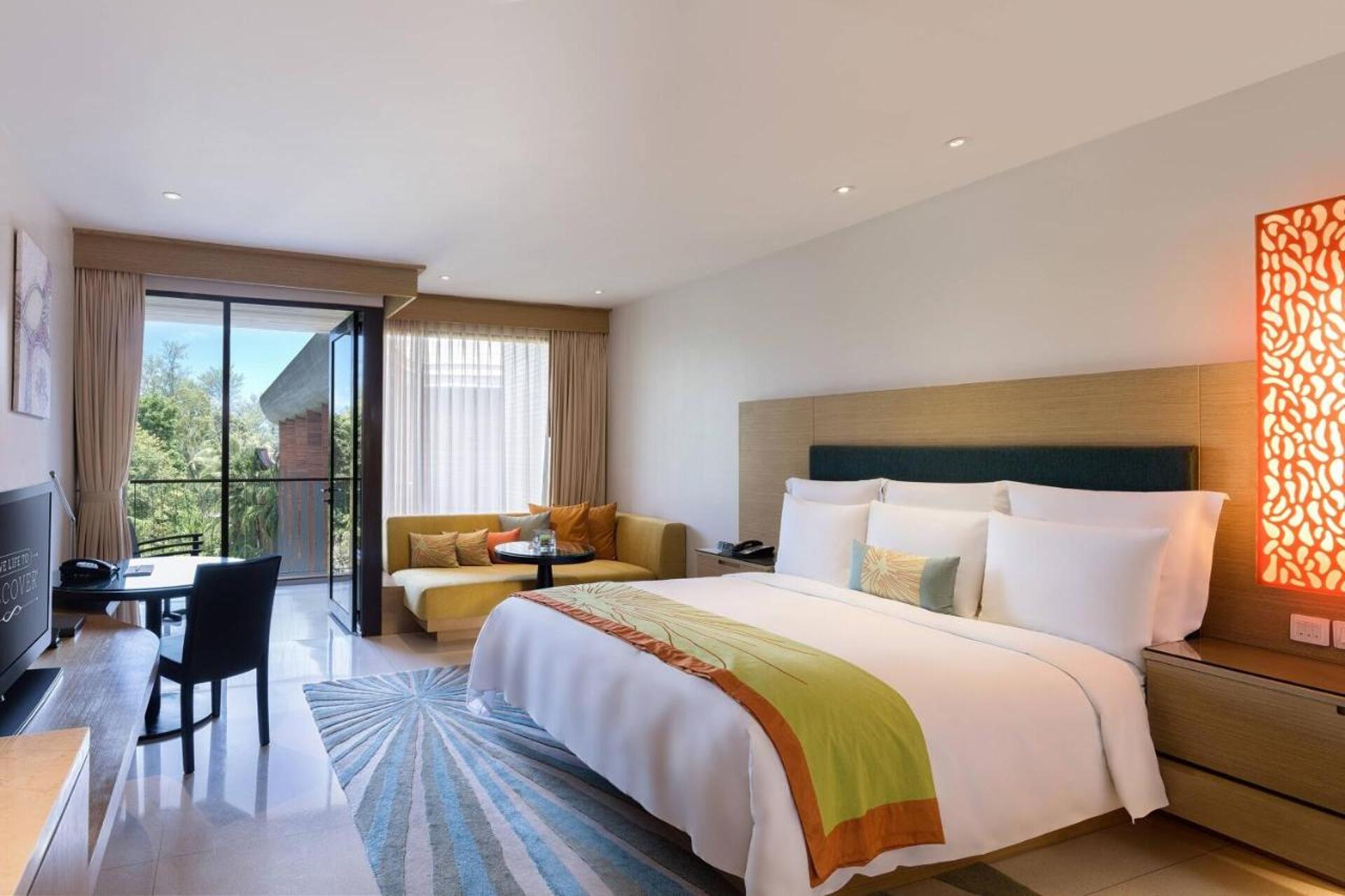 Renaissance Phuket Resort & Spa 17