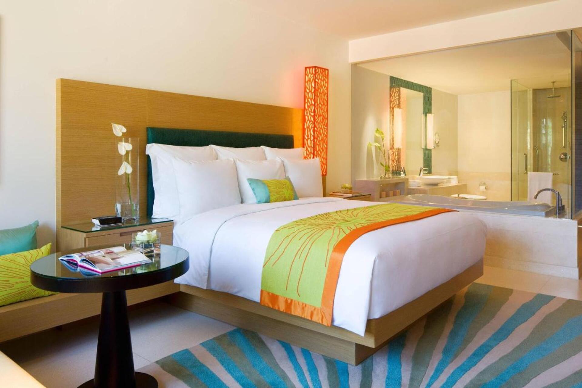 Renaissance Phuket Resort & Spa 18