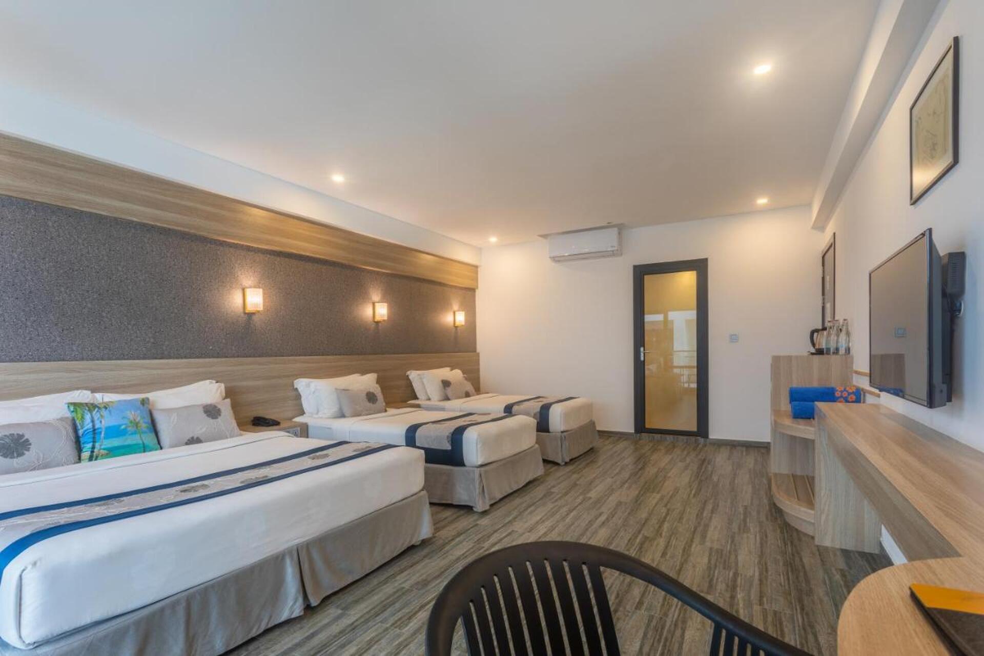 Kaani Grand Seaview 8