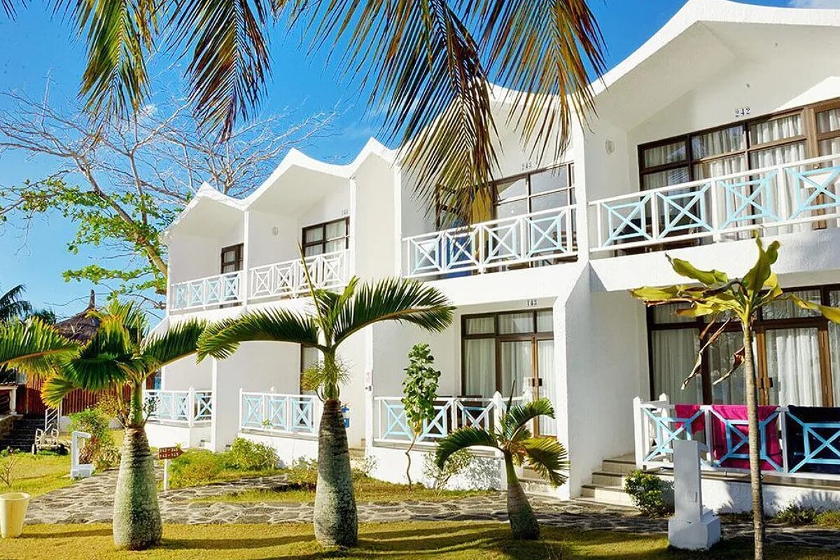 Coral Azur Beach Resort 3* 0