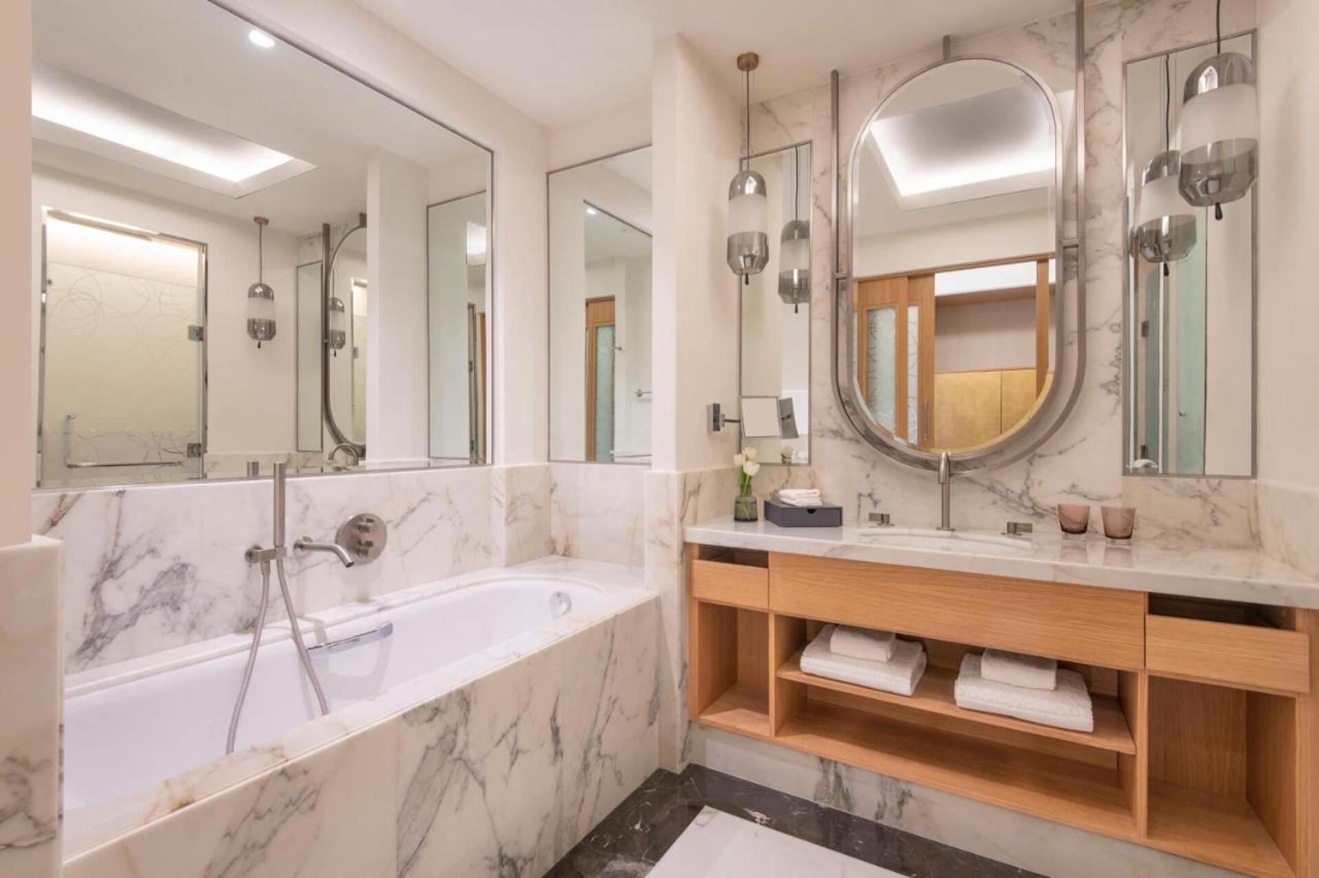 The St. Regis Doha 5* 25