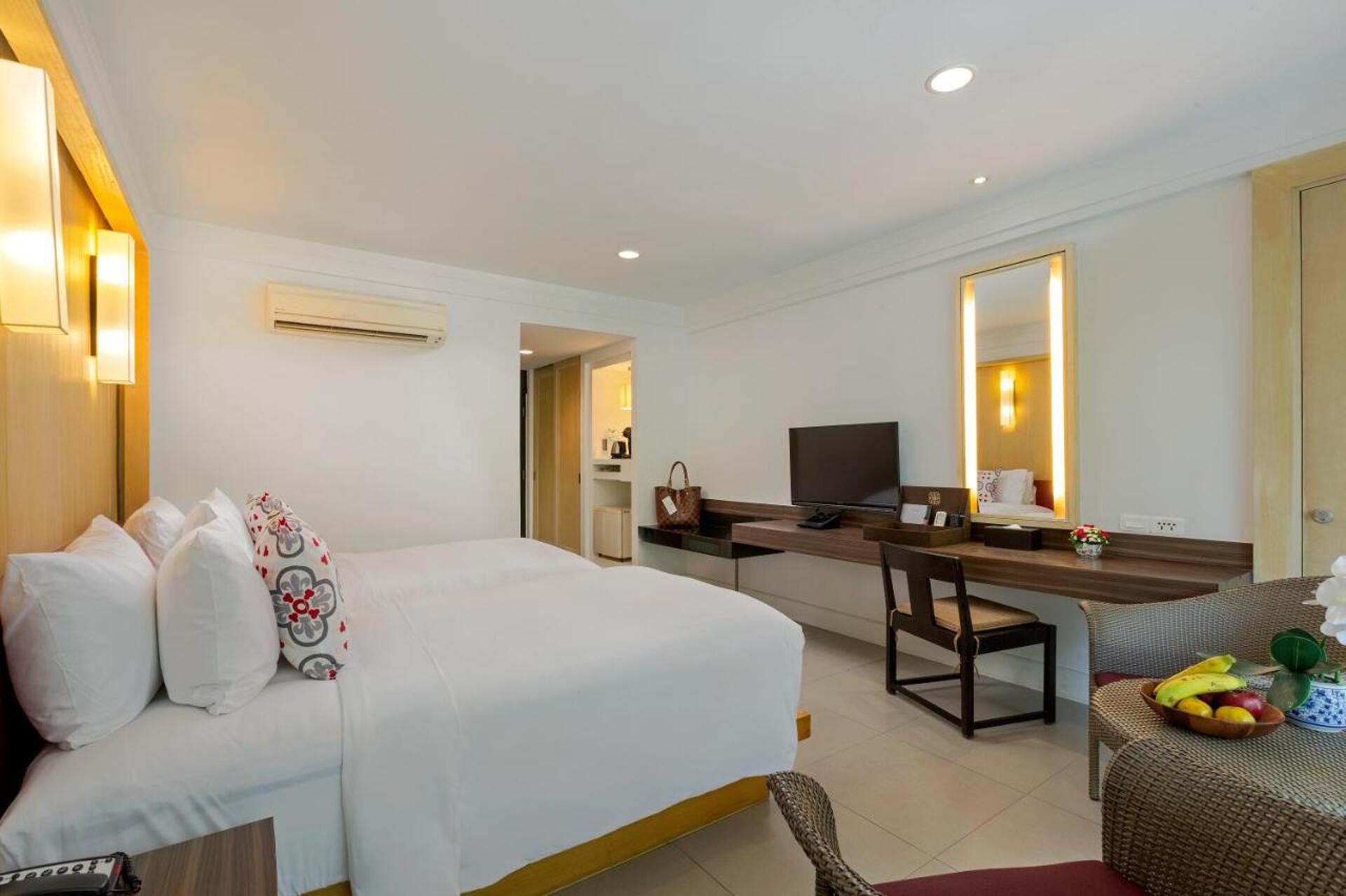 Sawaddi Patong Resort & Spa 32