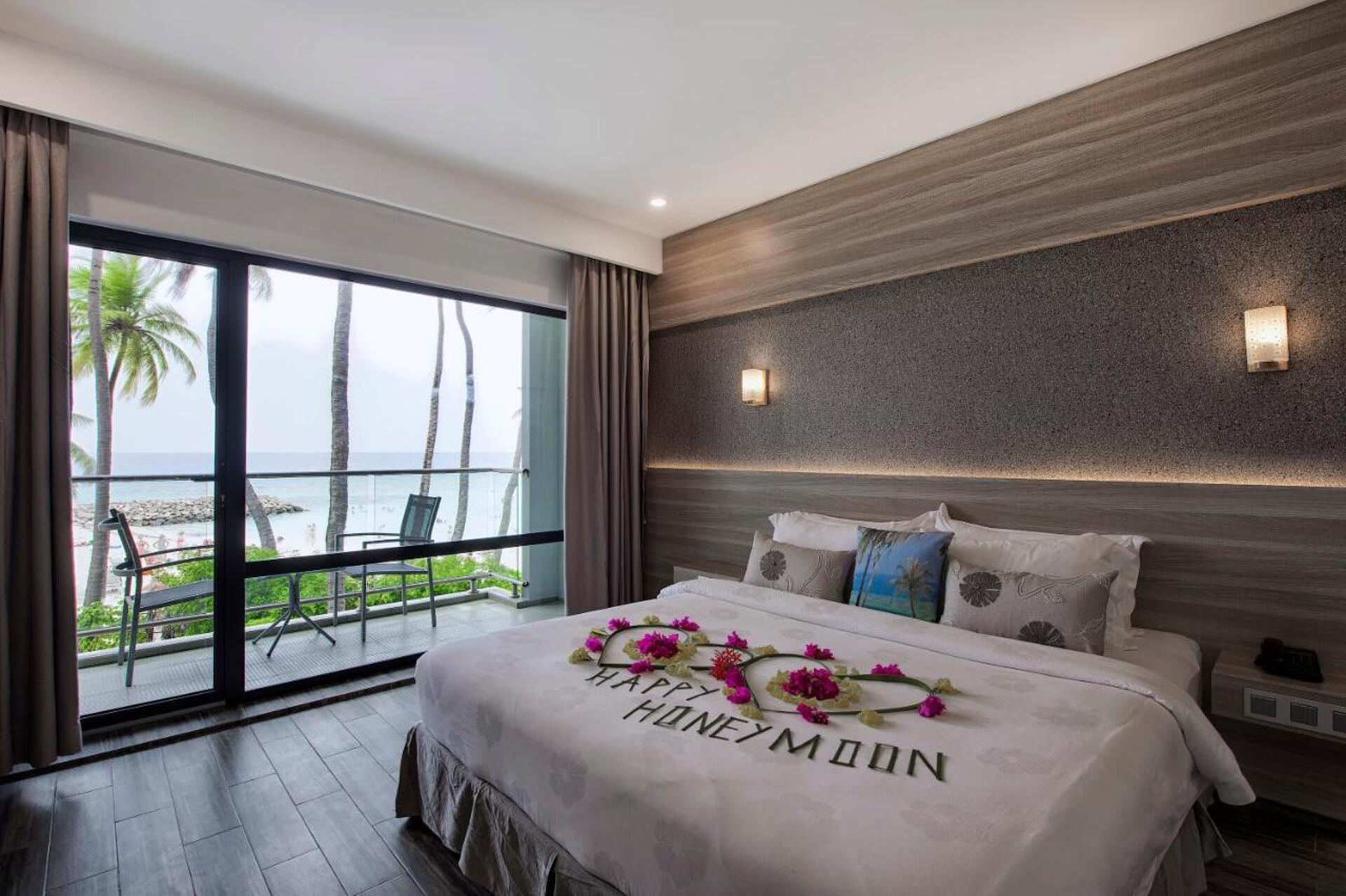 Kaani Grand Seaview 24