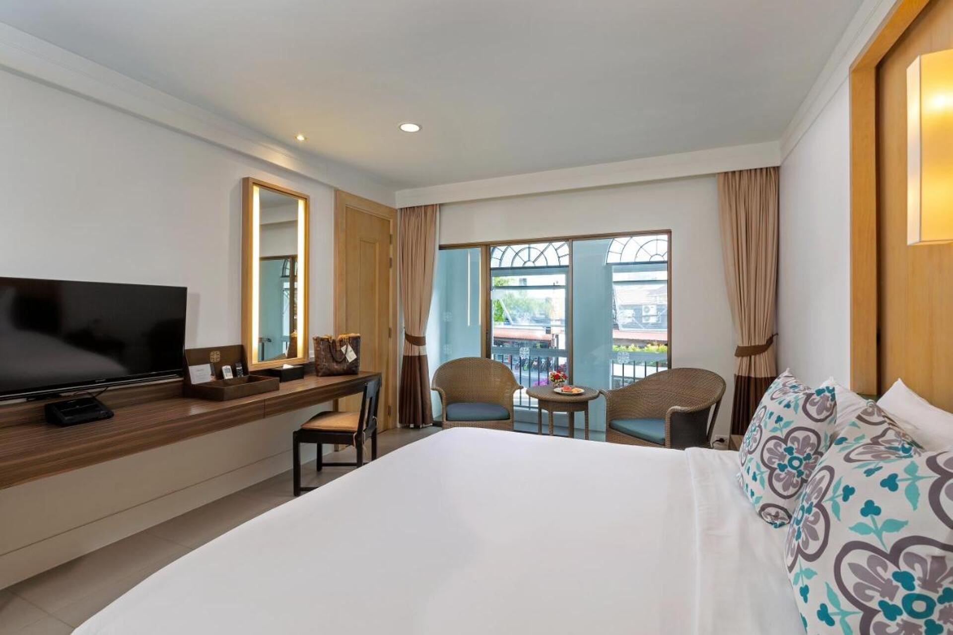 Sawaddi Patong Resort & Spa 40