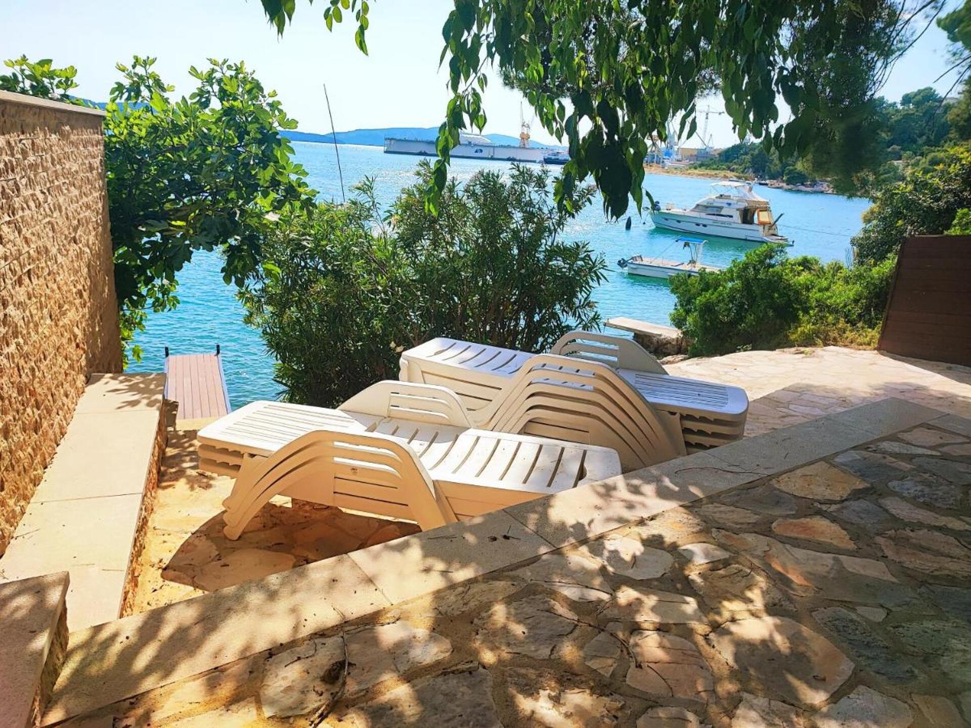 Villa Penava 3* 10