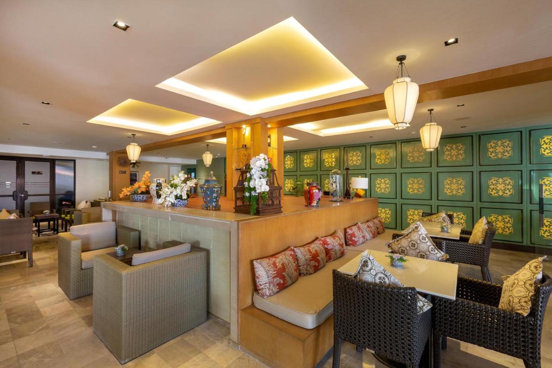 Sawaddi Patong Resort & Spa 3