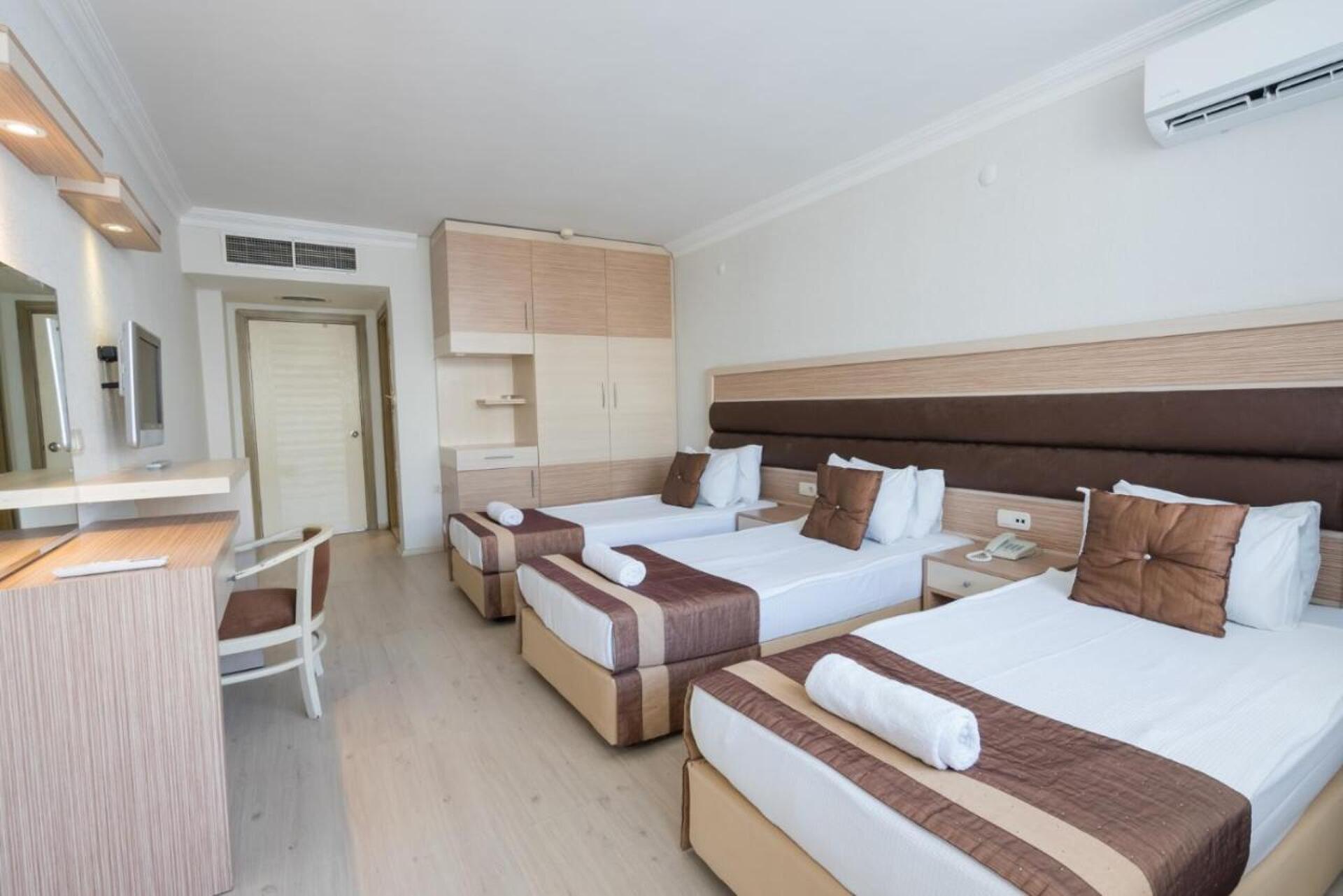 Hotel Caprea Beach 4* 26