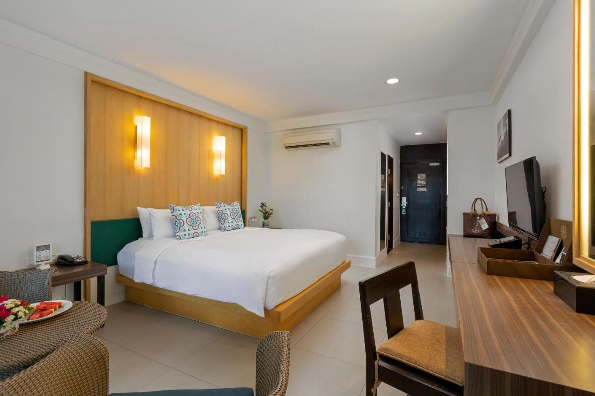 Sawaddi Patong Resort & Spa 39