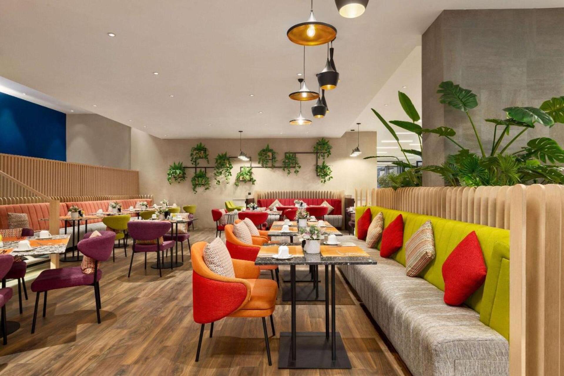 La Quinta by Wyndham Bur Dubai   12