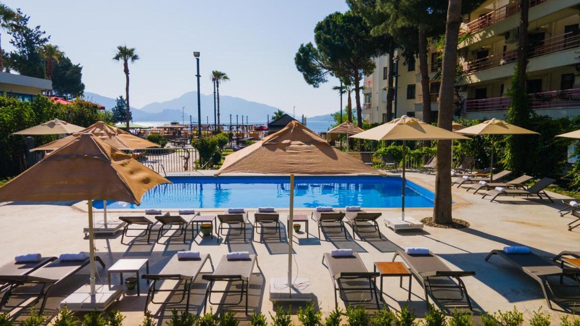 Hotel Caprea Beach 4* 4