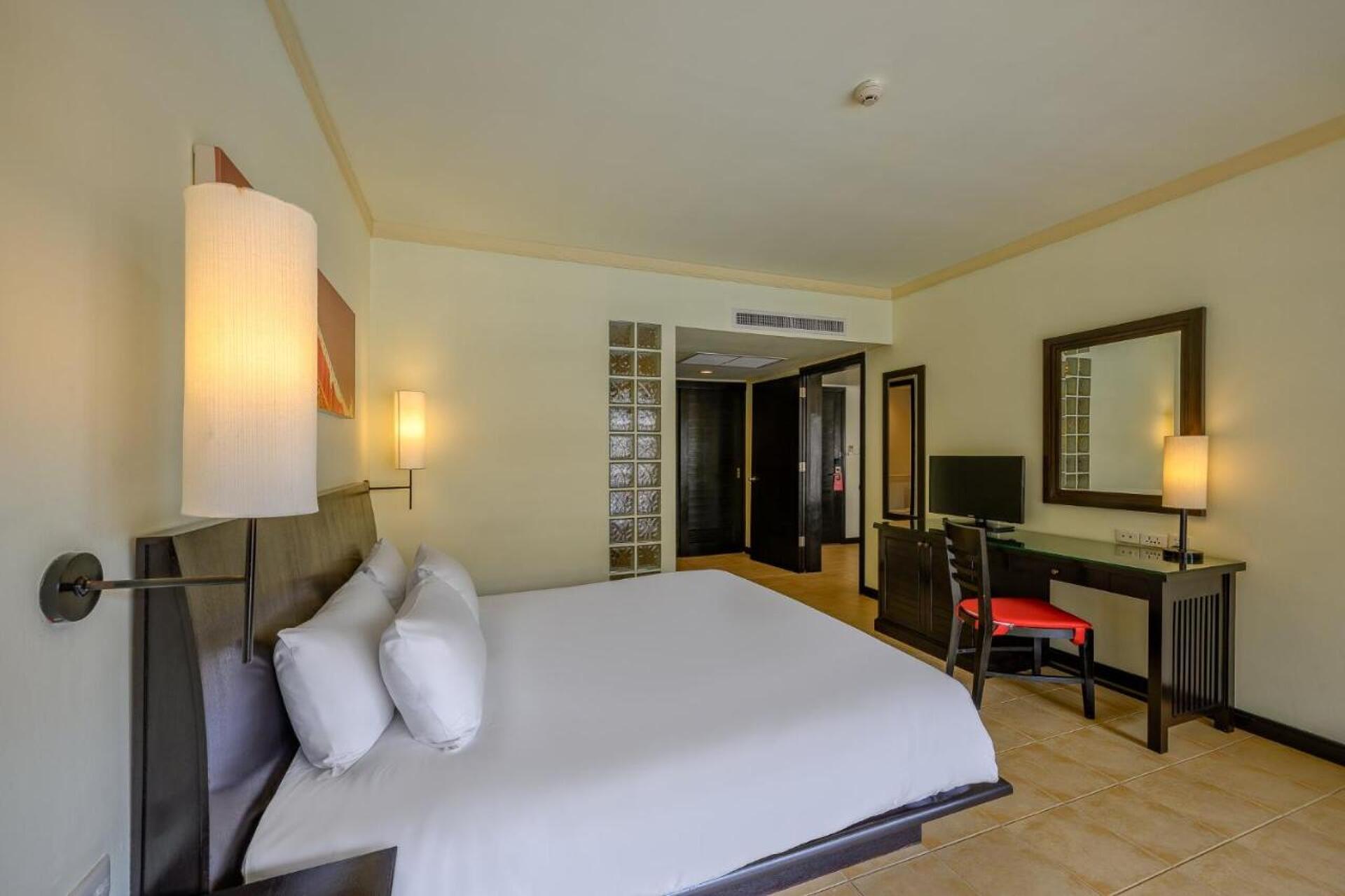 Centara Kata Resort Phuket 4* 32