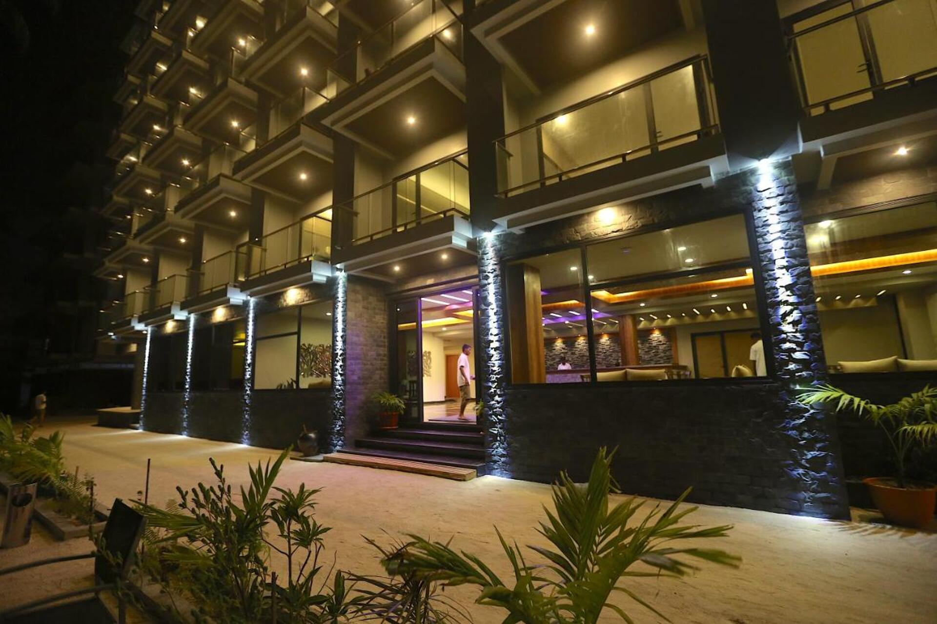 Kaani Grand Seaview 32