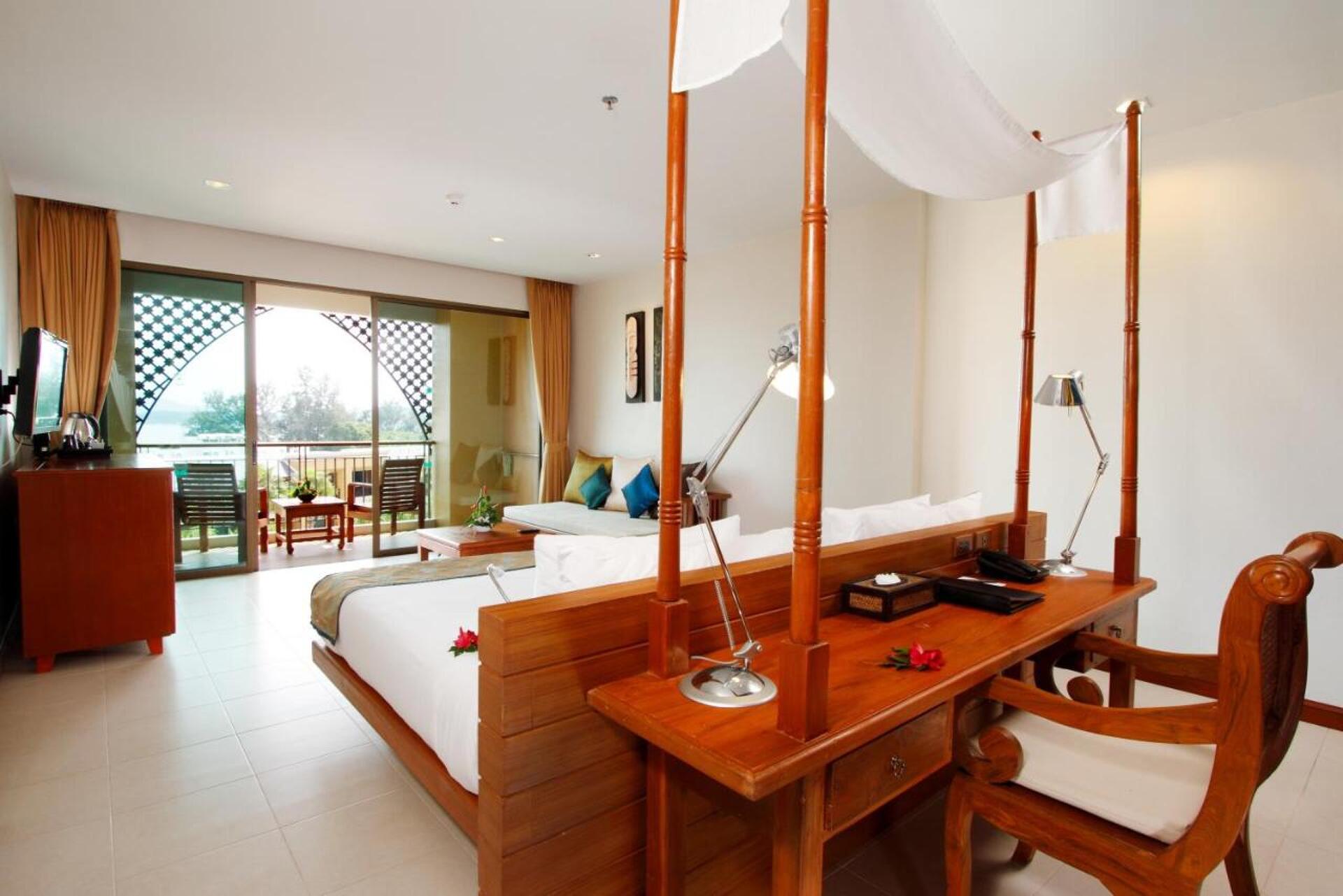 Rawai Palm Beach Resort 4* 6