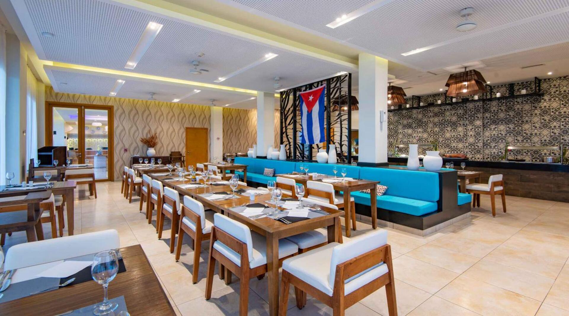 La Marina Plaza & Spa 10