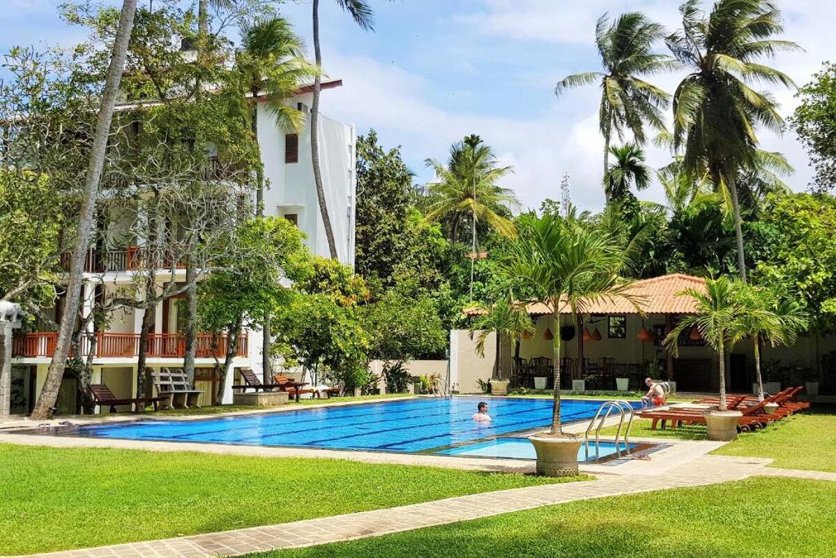 Sanmira Renaissance Hotel 3* 0