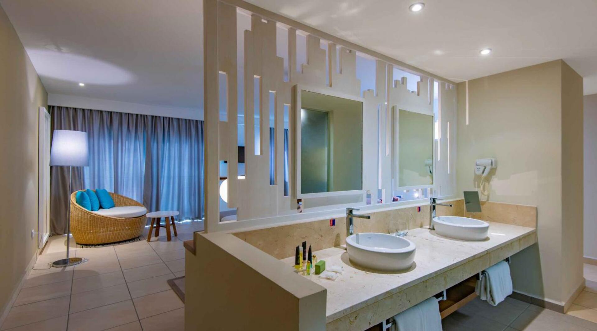La Marina Plaza & Spa 21