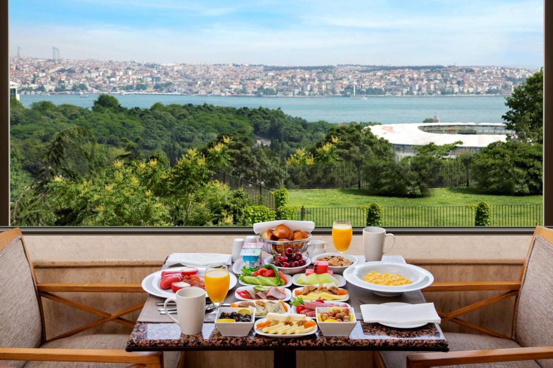 Hilton Istanbul Bosphorus 5* 32