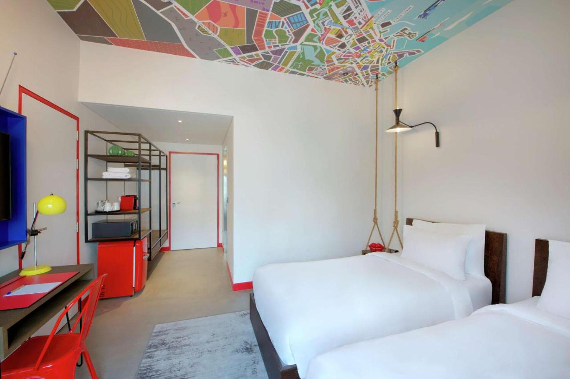 Hampton by Hilton Dubai Al Seef 16