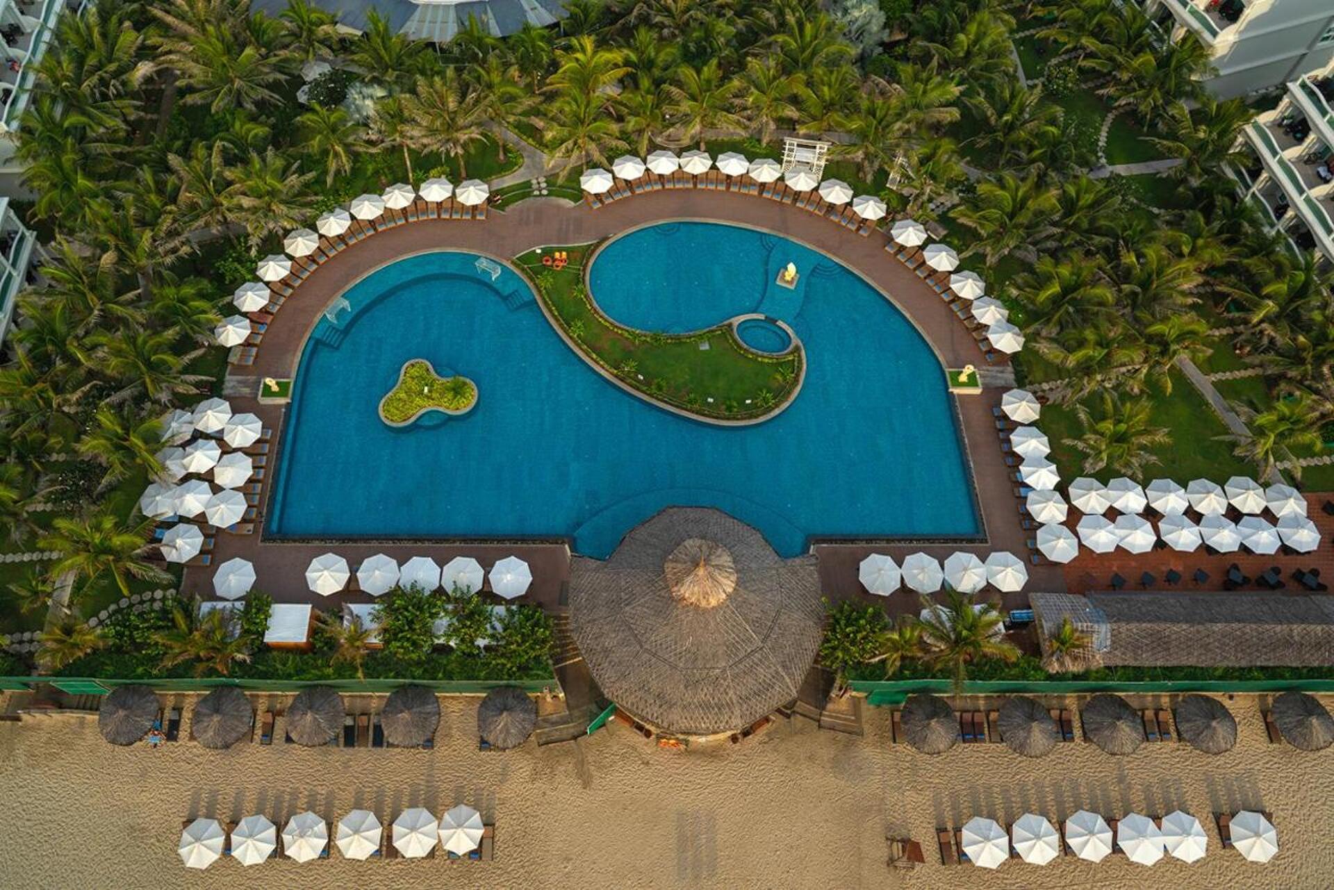 The Sailing Bay Beach Resort 8