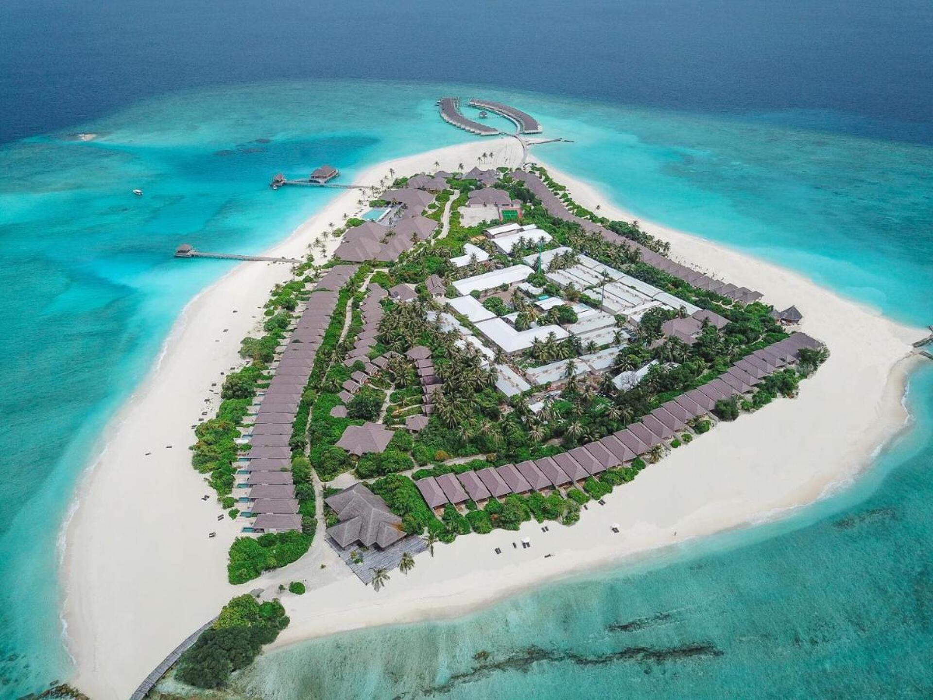 Brennia Kottefaru Maldives 0