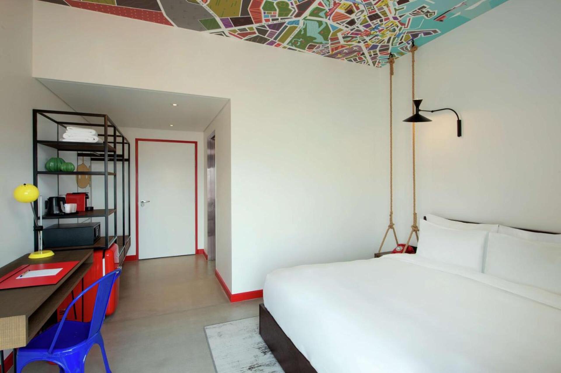 Hampton by Hilton Dubai Al Seef 26
