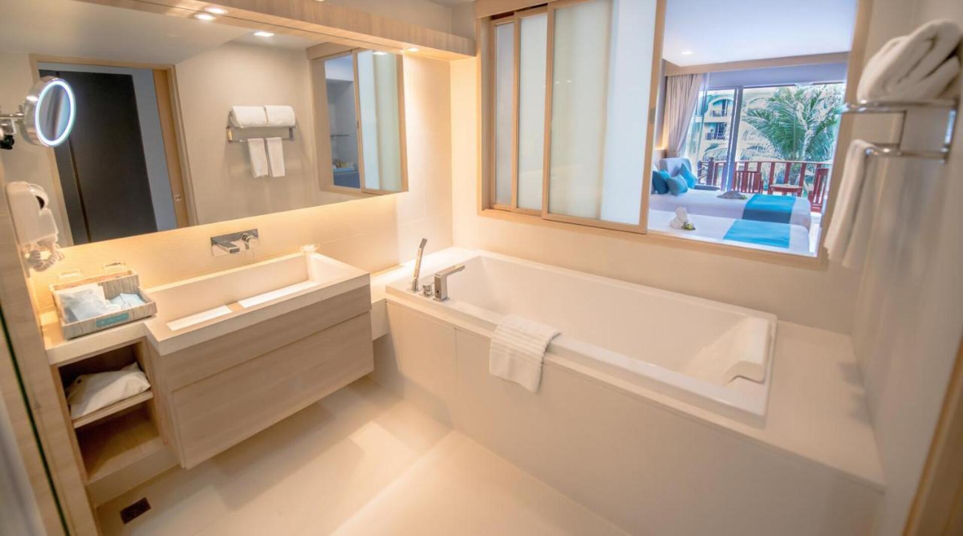Phuket Graceland Resort & Spa 4* 37