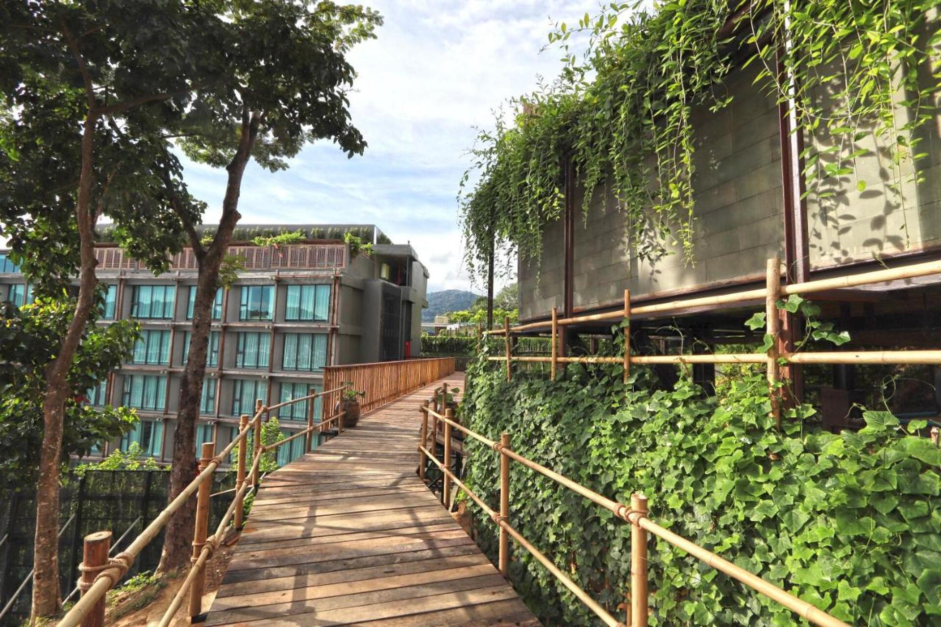 Vignette Collection Dinso Resort & Villas Phuket 9