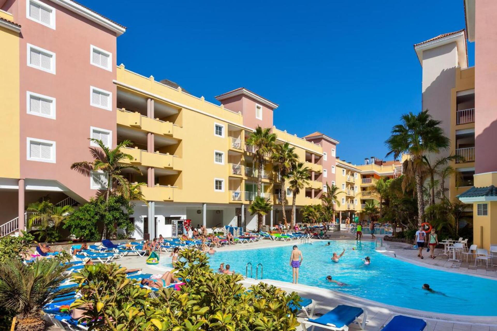 Chatur Costa Caleta 3* 12