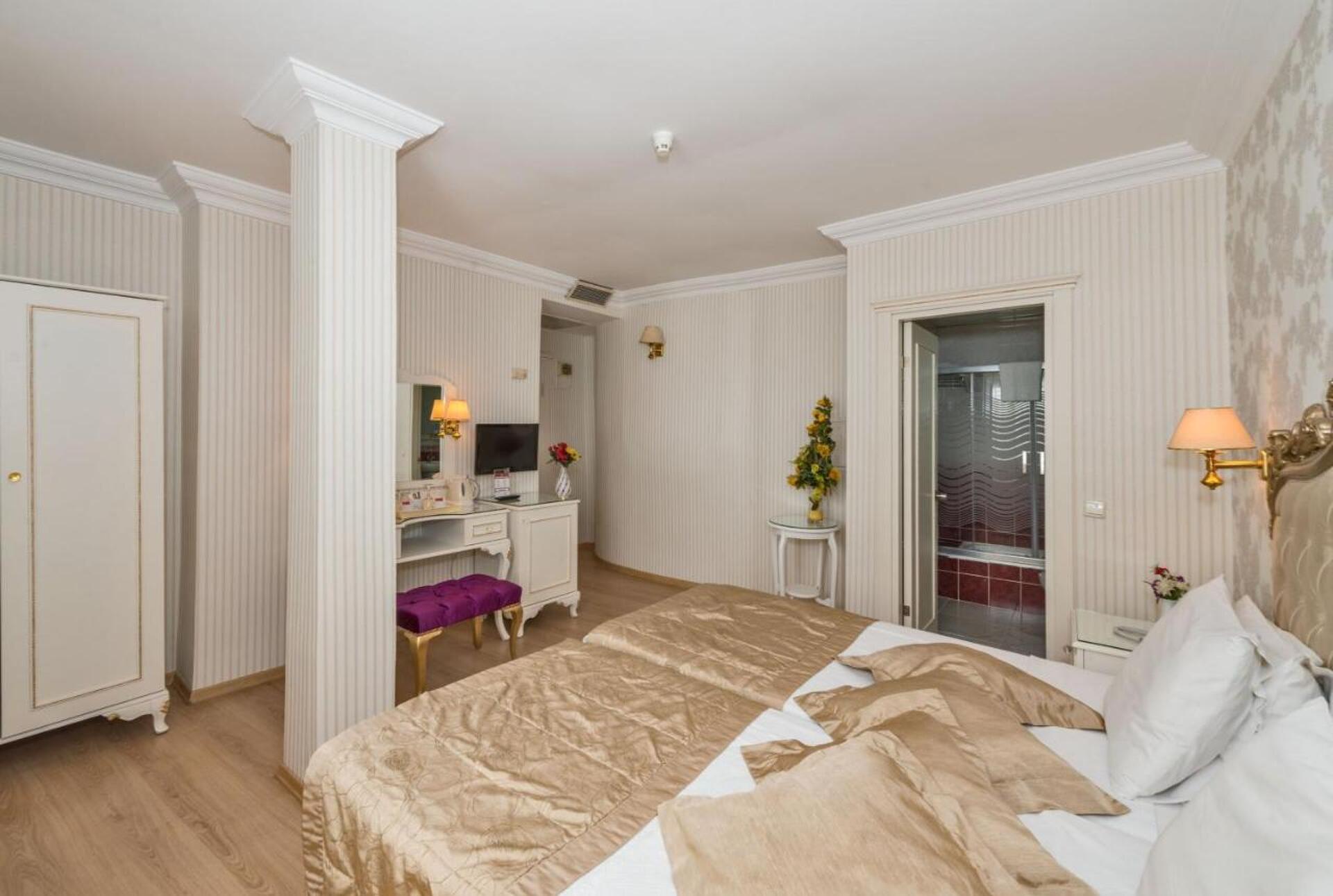 Santa Sophia Hotel 3* 14