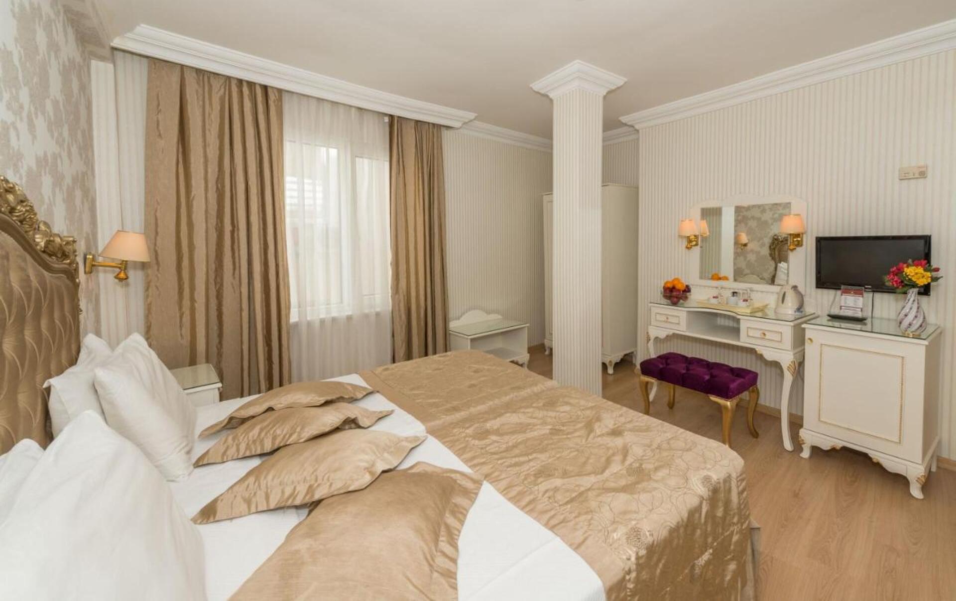 Santa Sophia Hotel 3* 22