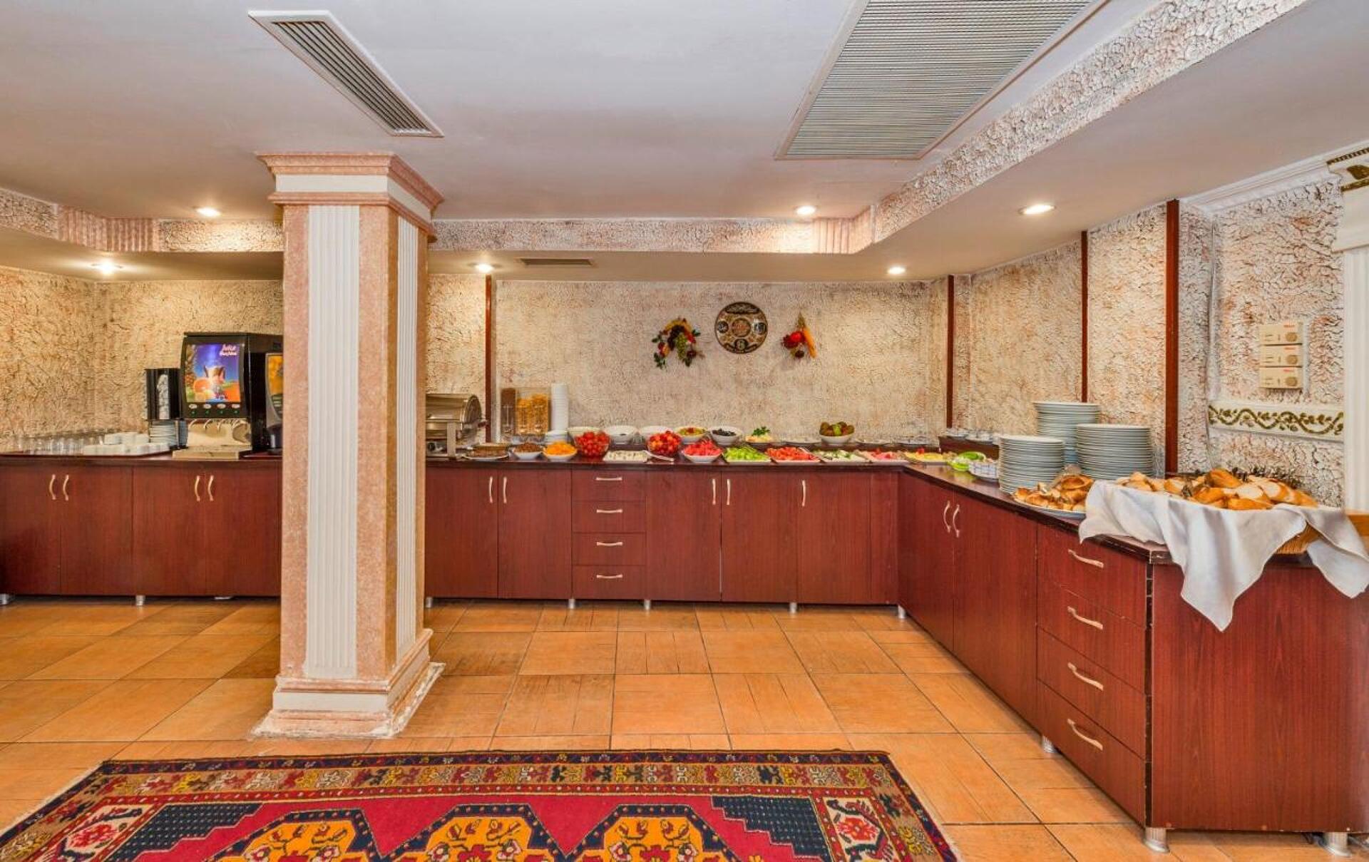 Santa Sophia Hotel 3* 31