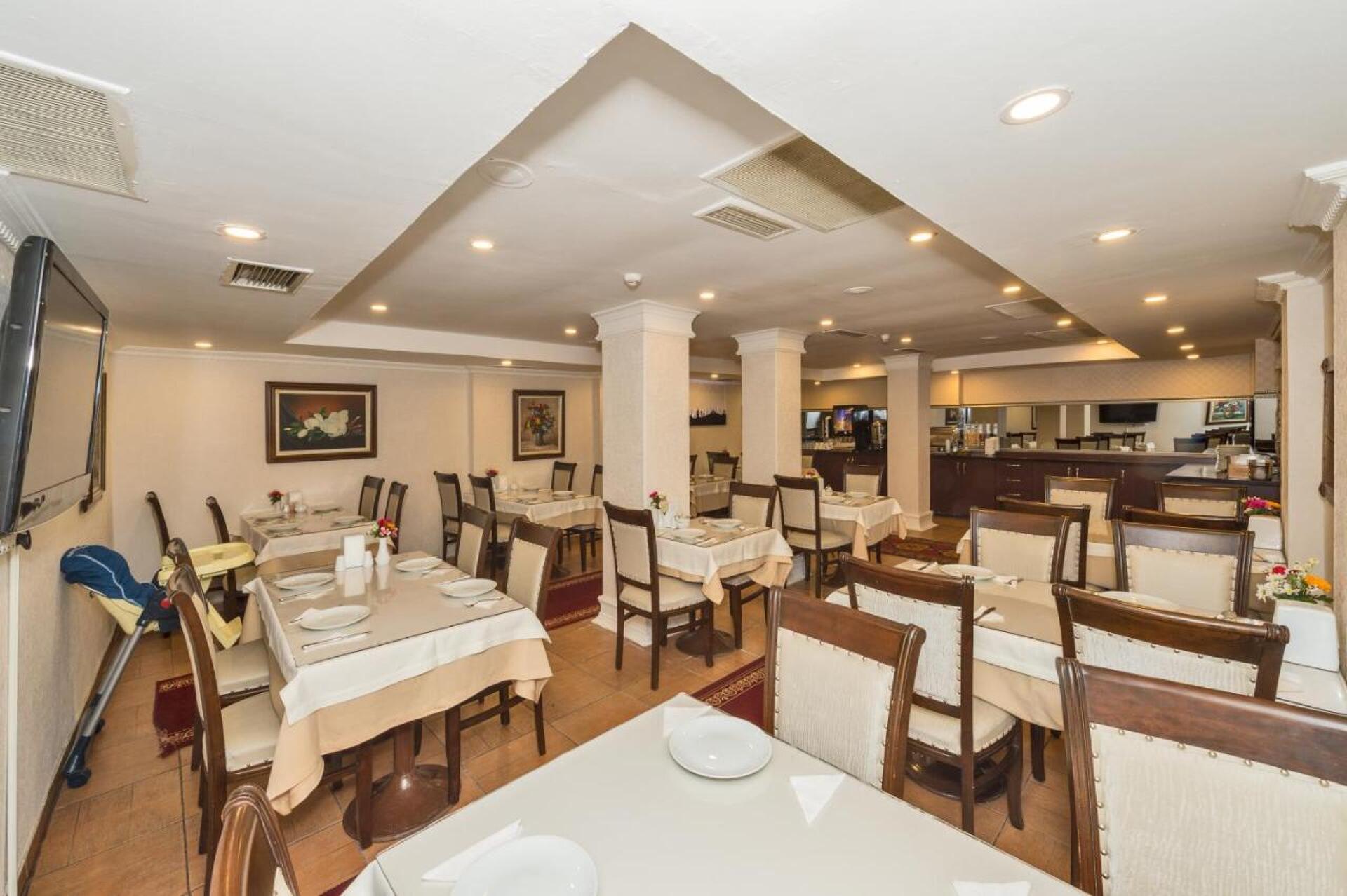Santa Sophia Hotel 3* 32