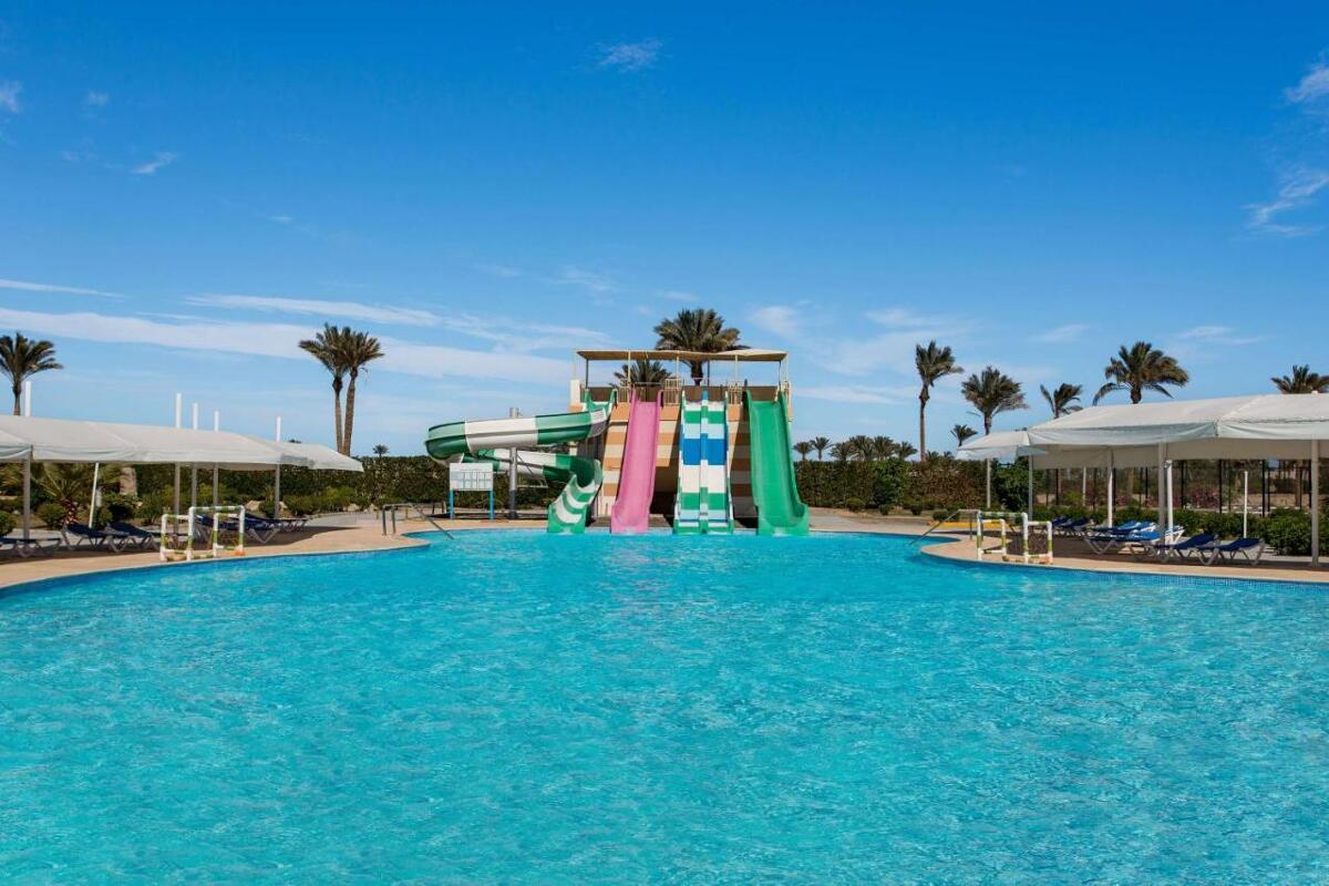Radisson Individuals Marina Resort Port Ghalib 5* last