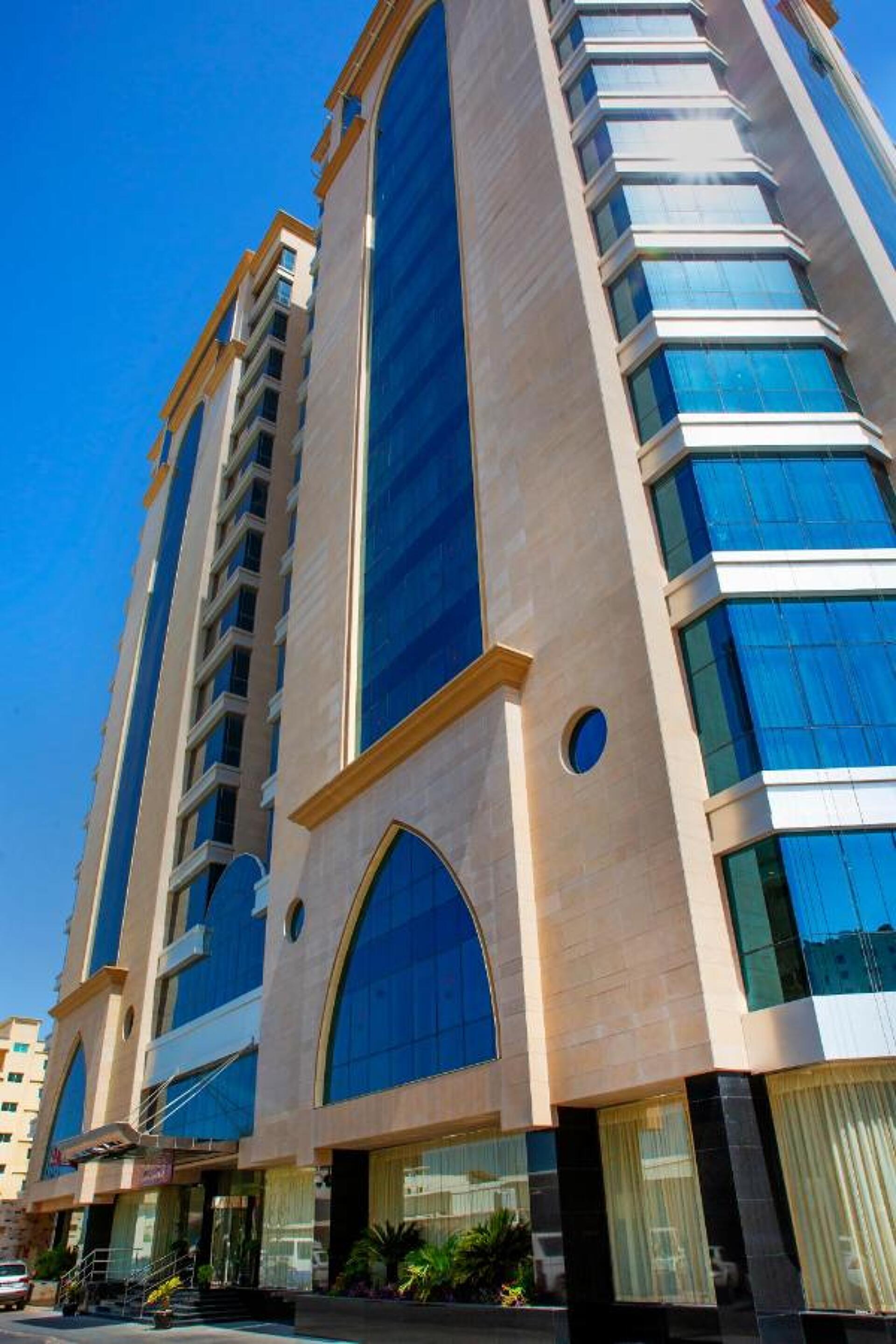 Century Hotel Doha 4* 0