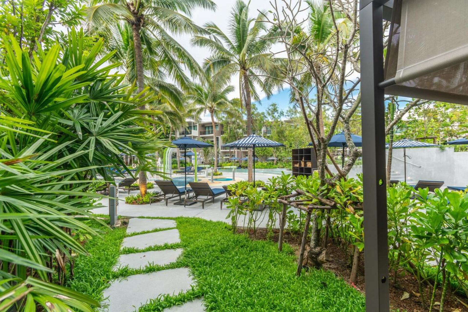 Le Meridien Phuket Mai Khao Beach Resort 20