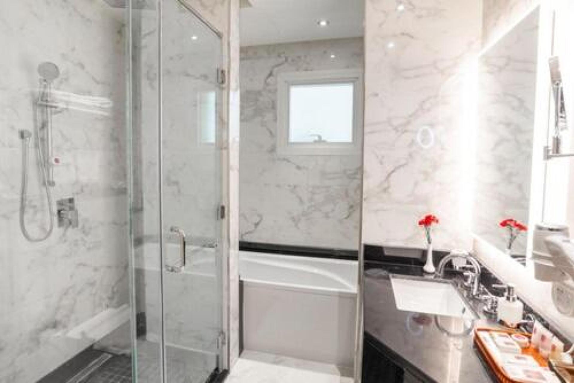 Century Hotel Doha 4* 26