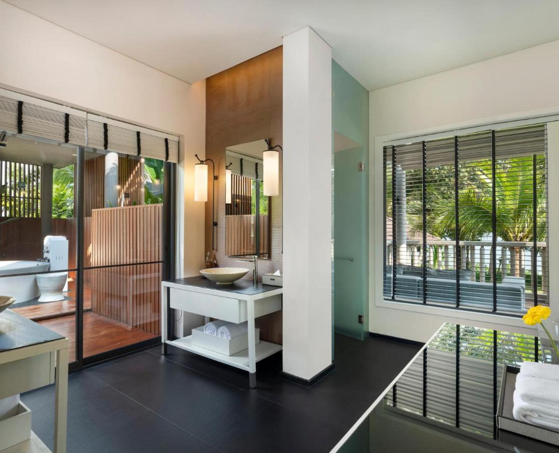 The ShellSea Krabi I Luxury Beach Resort & Pool Villas 5* 2