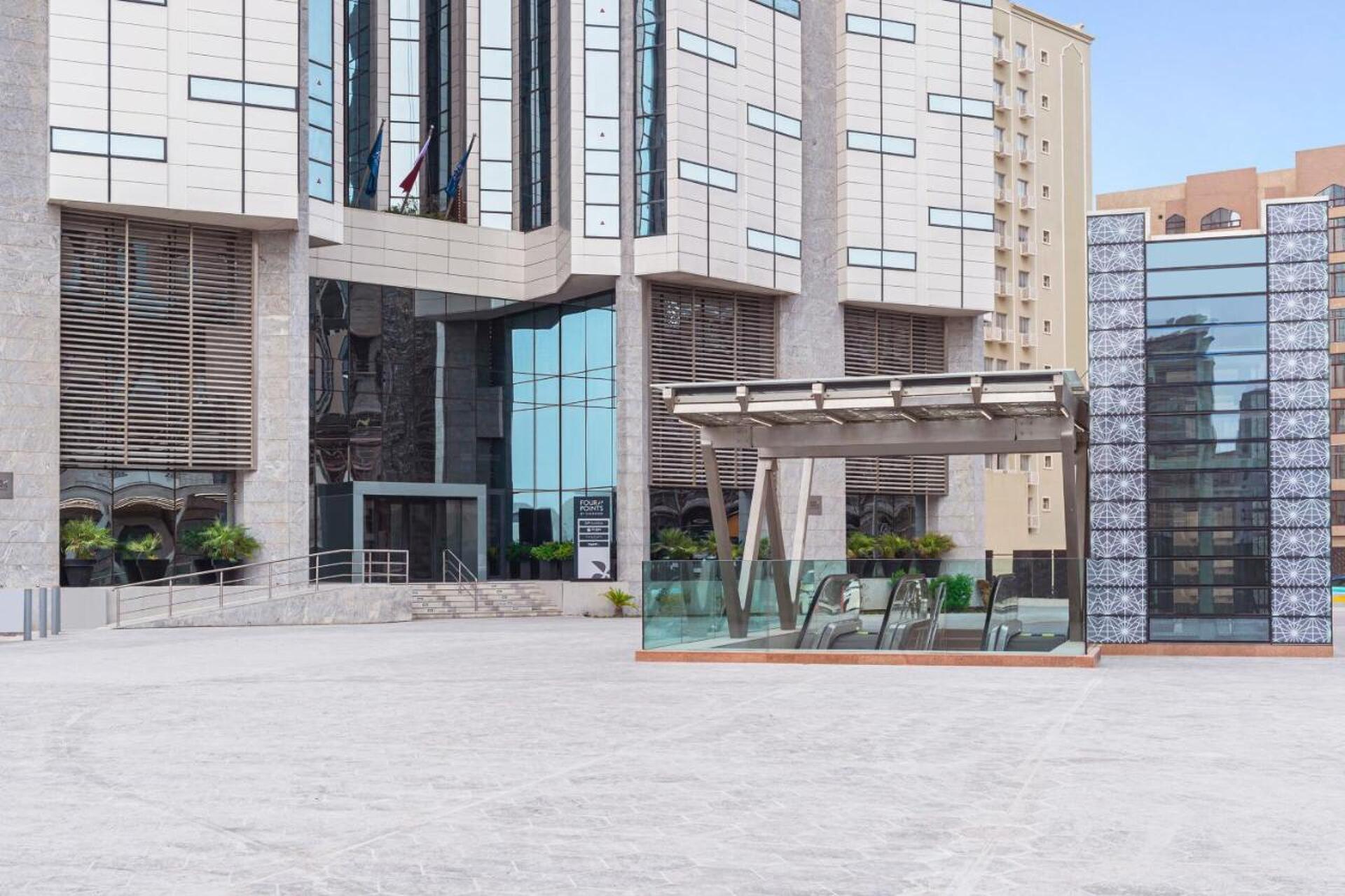 Four Points By Sheraton Doha 4* 8