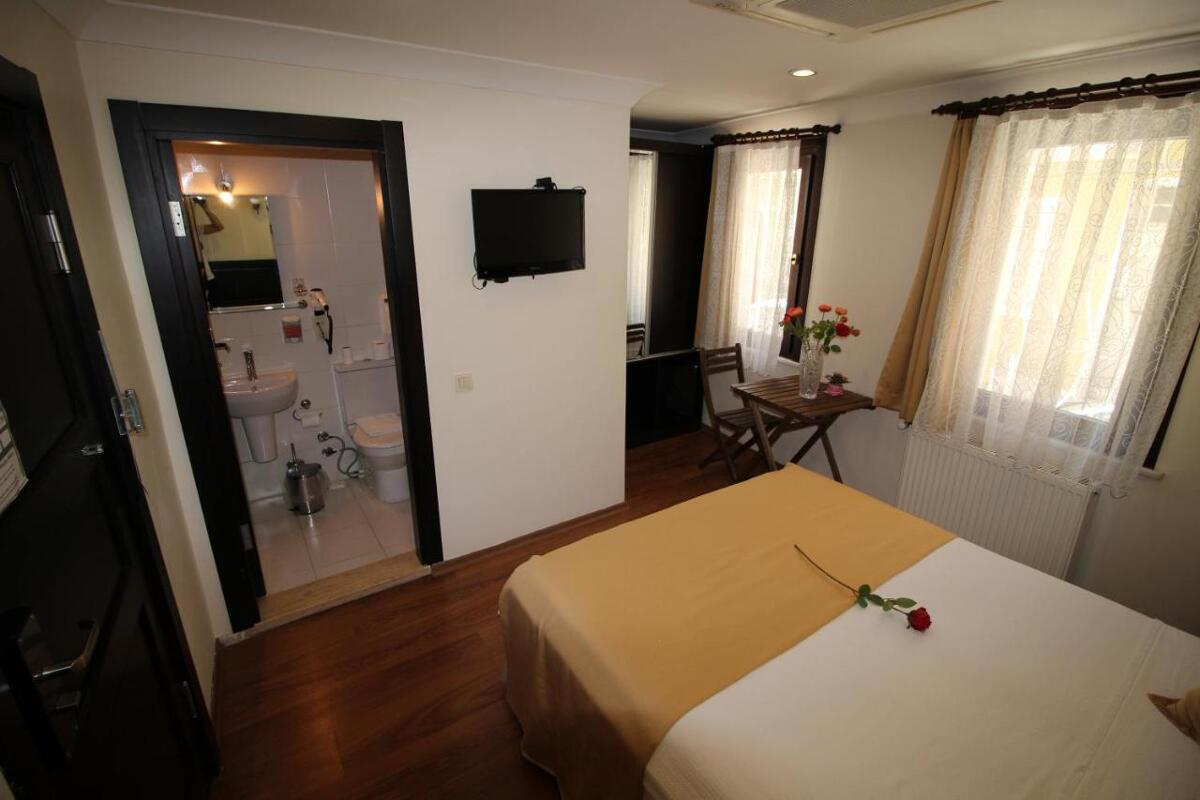 Sultans Hotel 2* 3