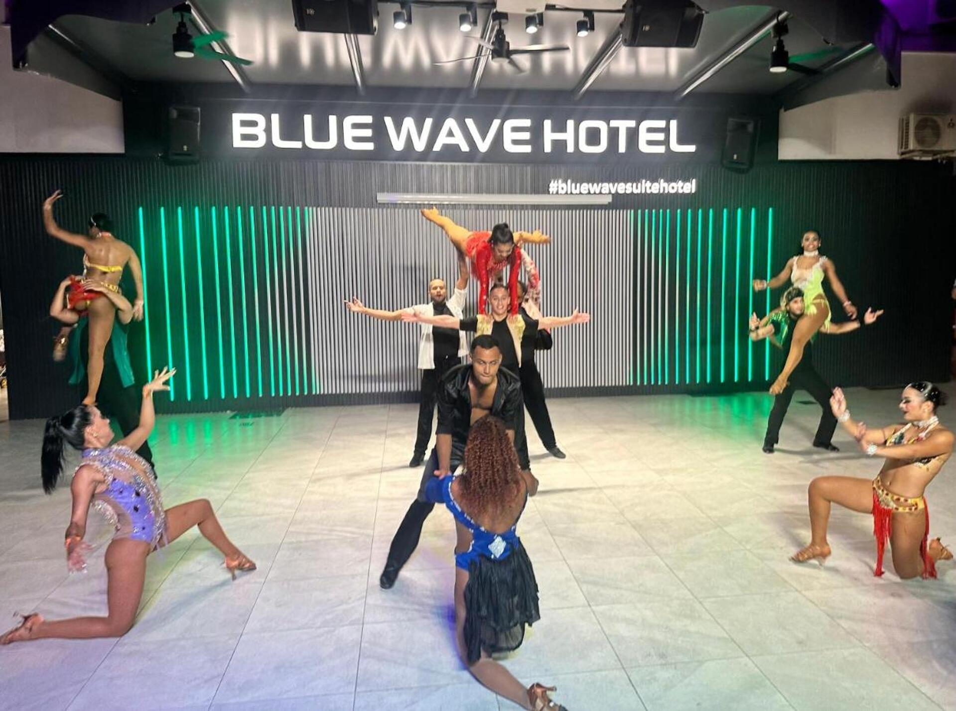 Blue Wave Suite Hotel 4* 14
