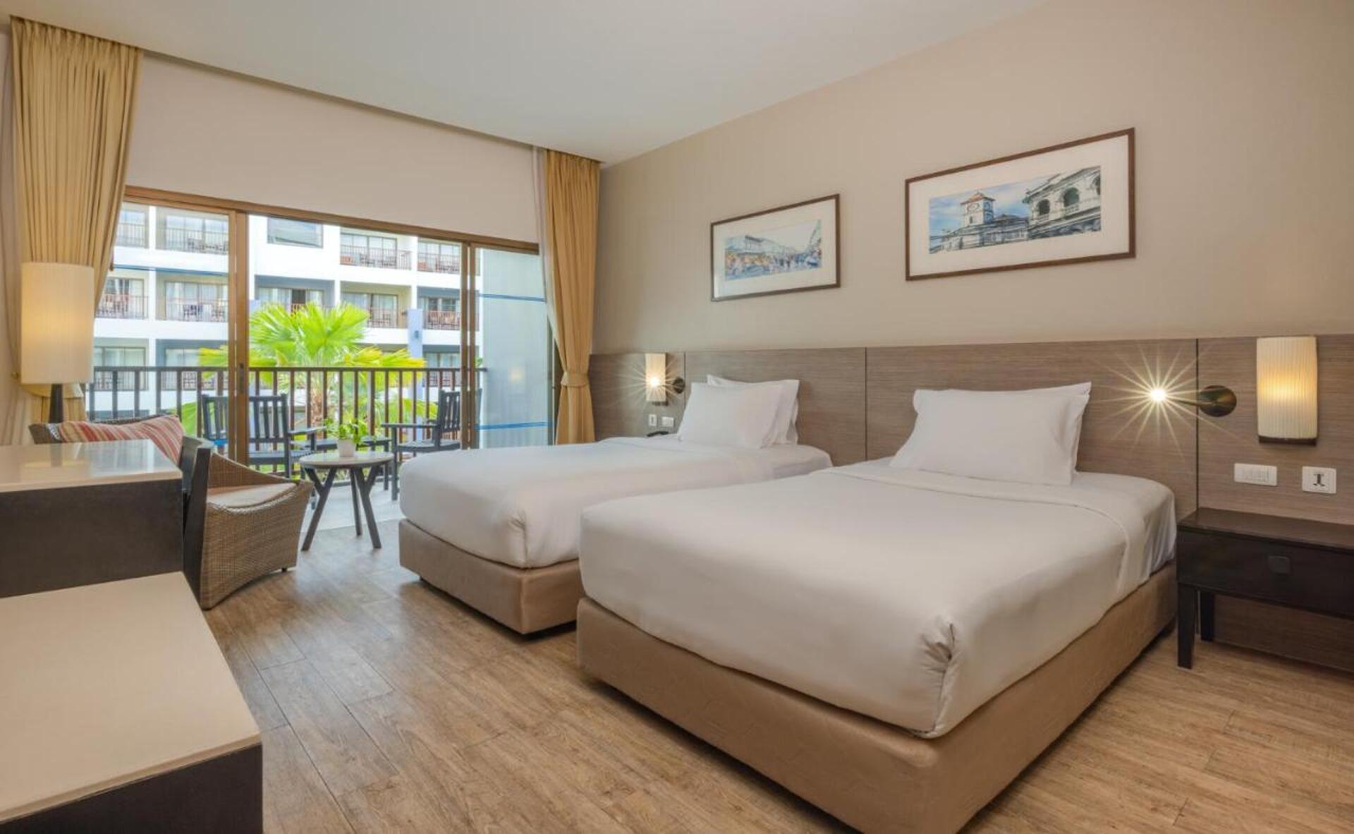 Deevana Plaza Phuket 4* 6