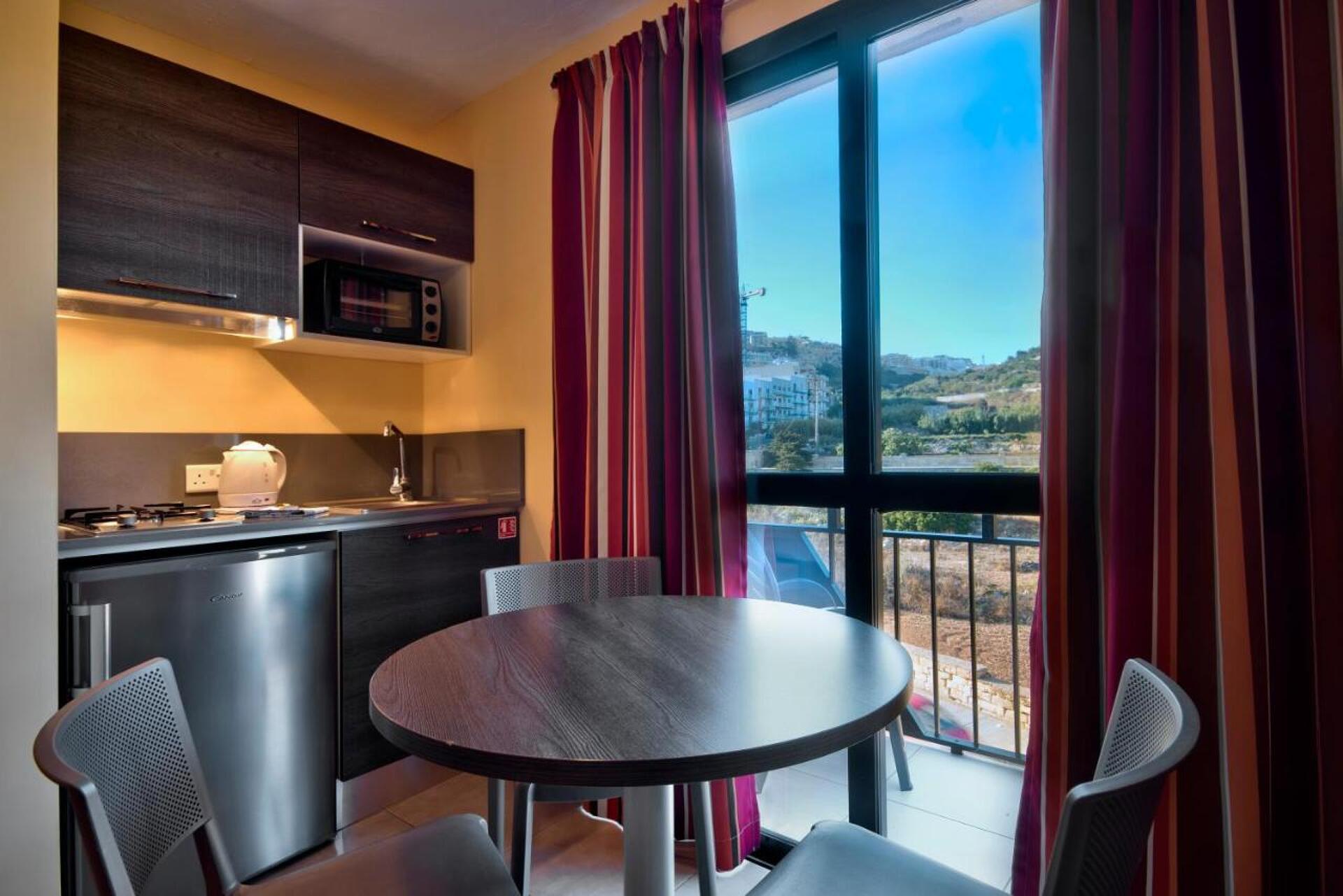 Luna Holiday Complex 3* 40