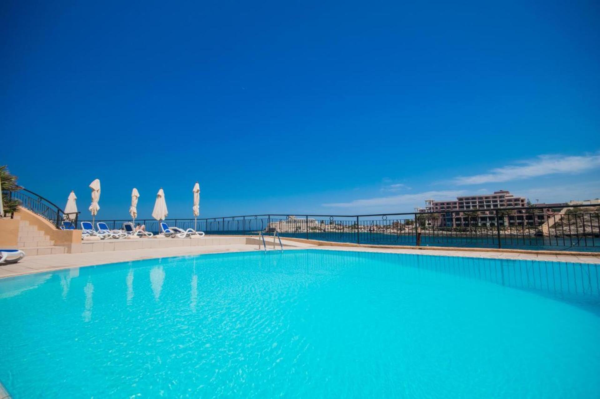 Marina Hotel Corinthia Beach Resort 4* 9