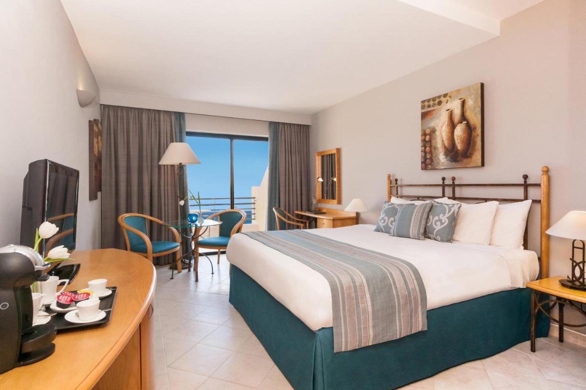 Marina Hotel Corinthia Beach Resort 4* 15