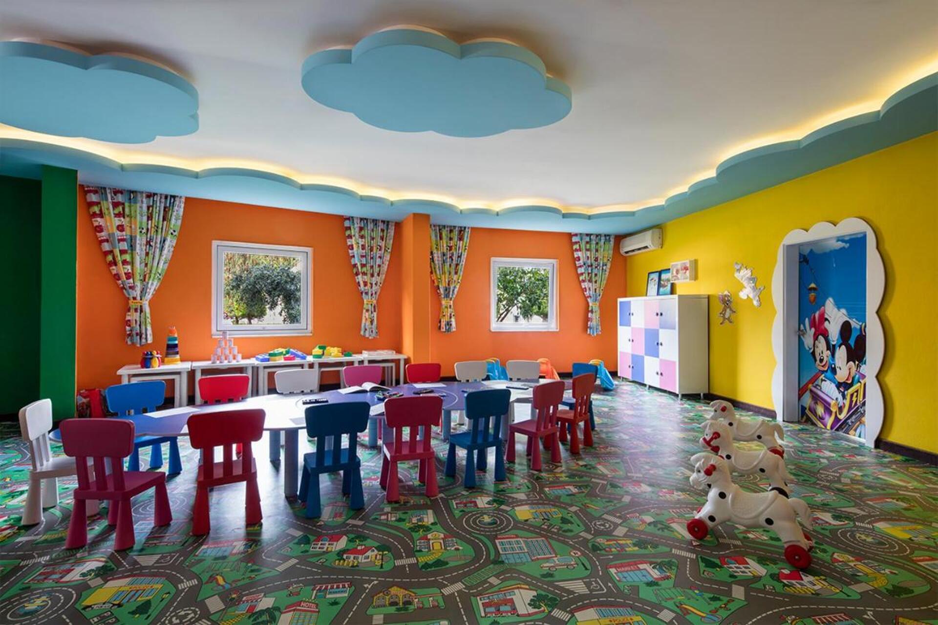 Royal Garden Beach Hotel 5* 9