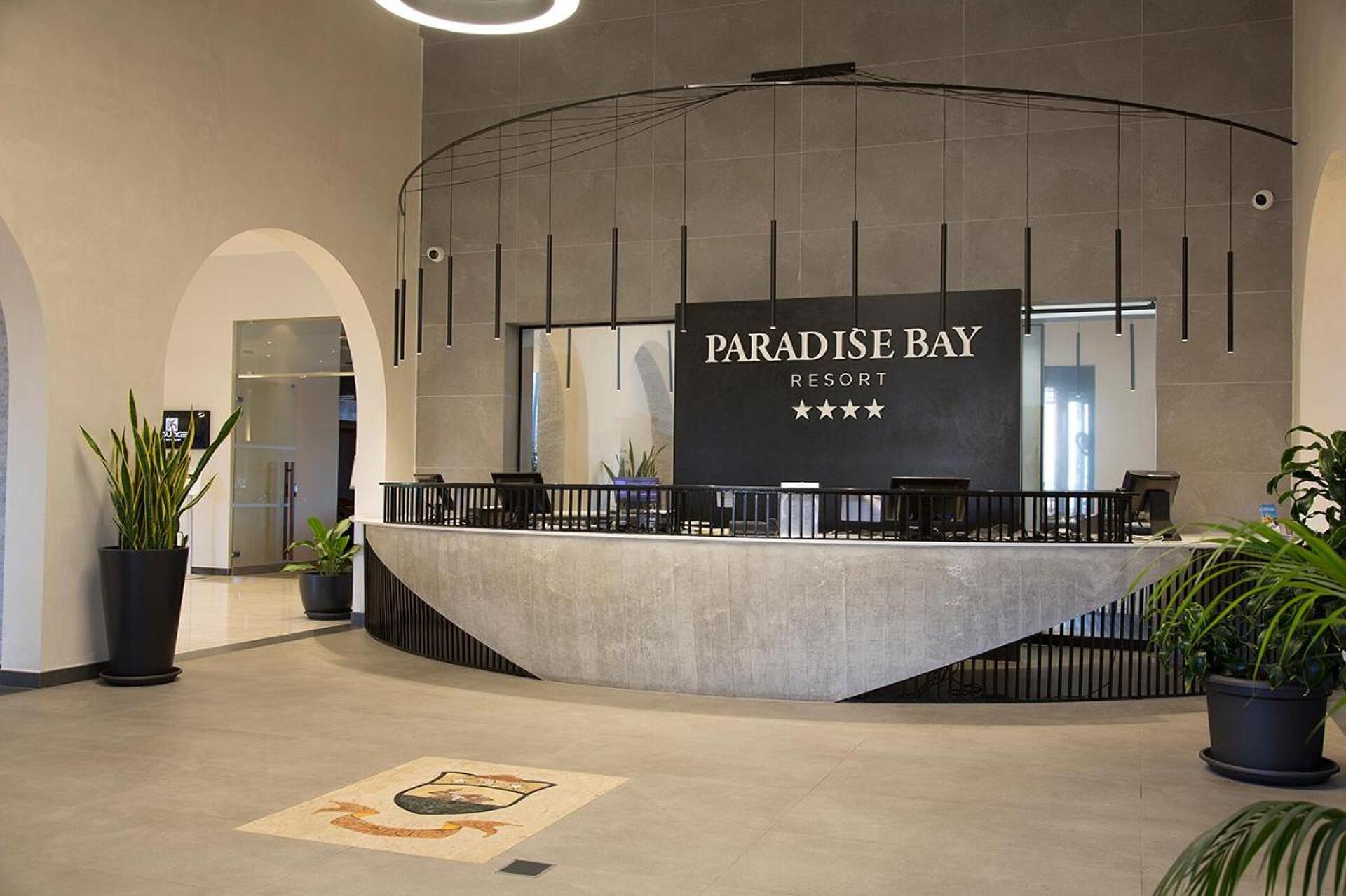 Paradise Bay Resort  40
