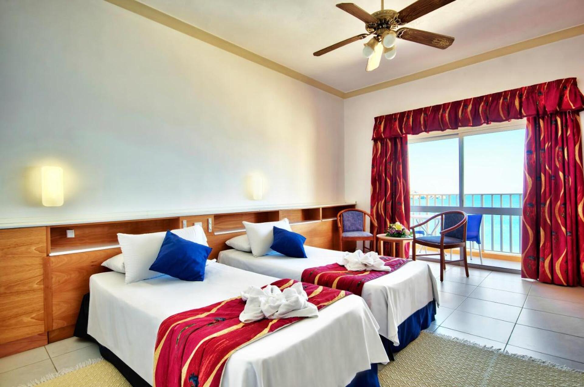 Paradise Bay Resort  44